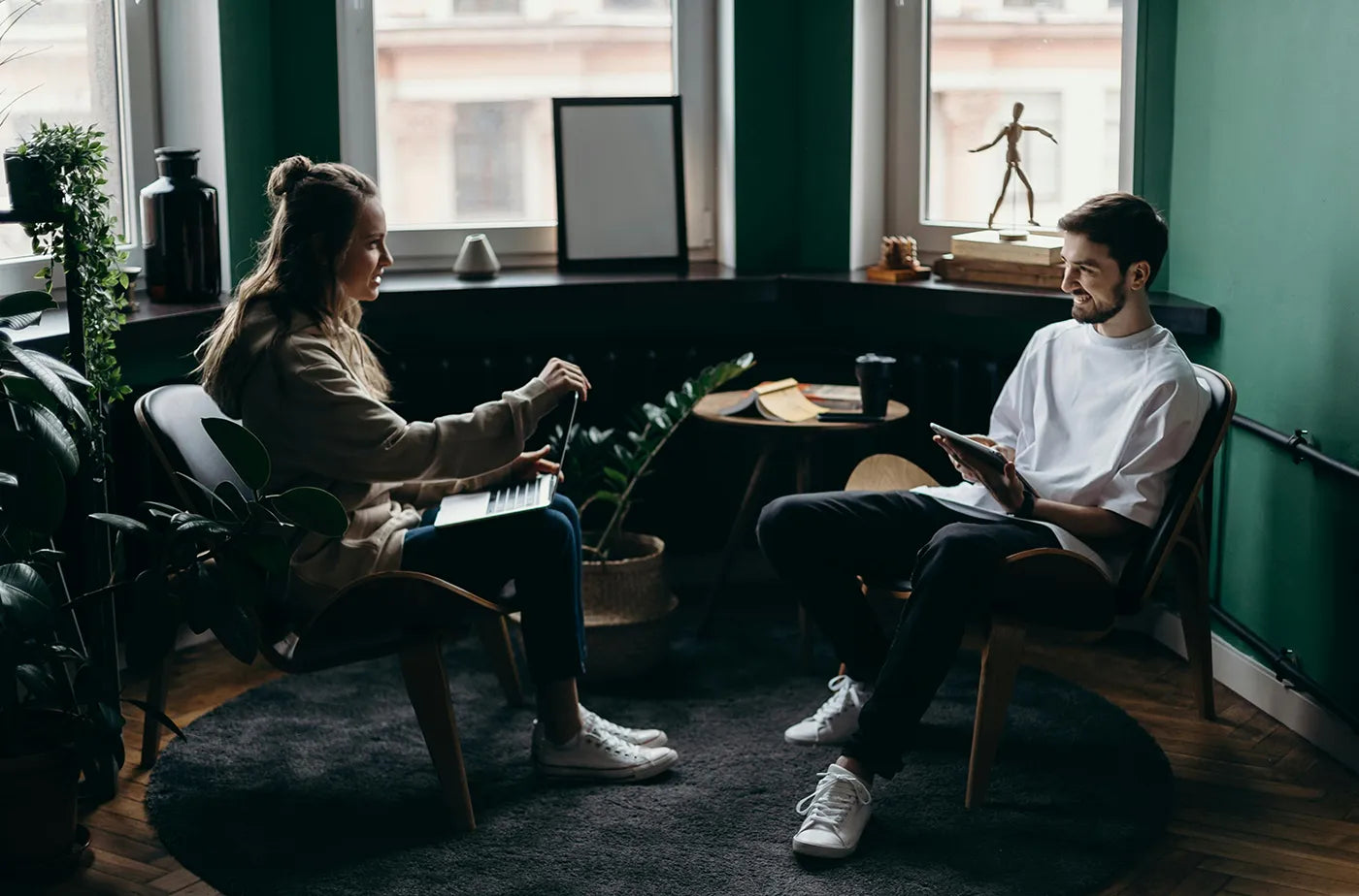 Online course creators and comparing Skool and Kajabi for community and courses.