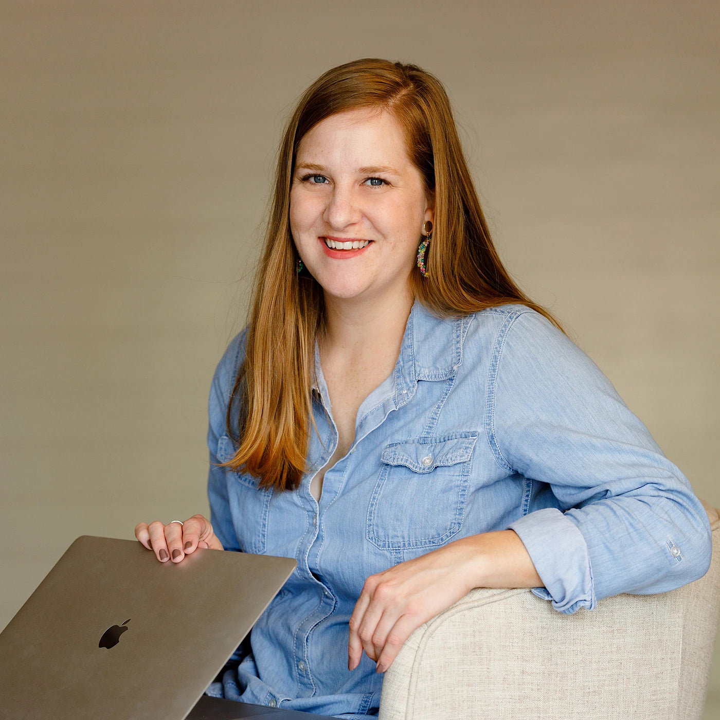 Amanda Olson - Owner and lead creative behind Just Add Your Brand™ Template Shop